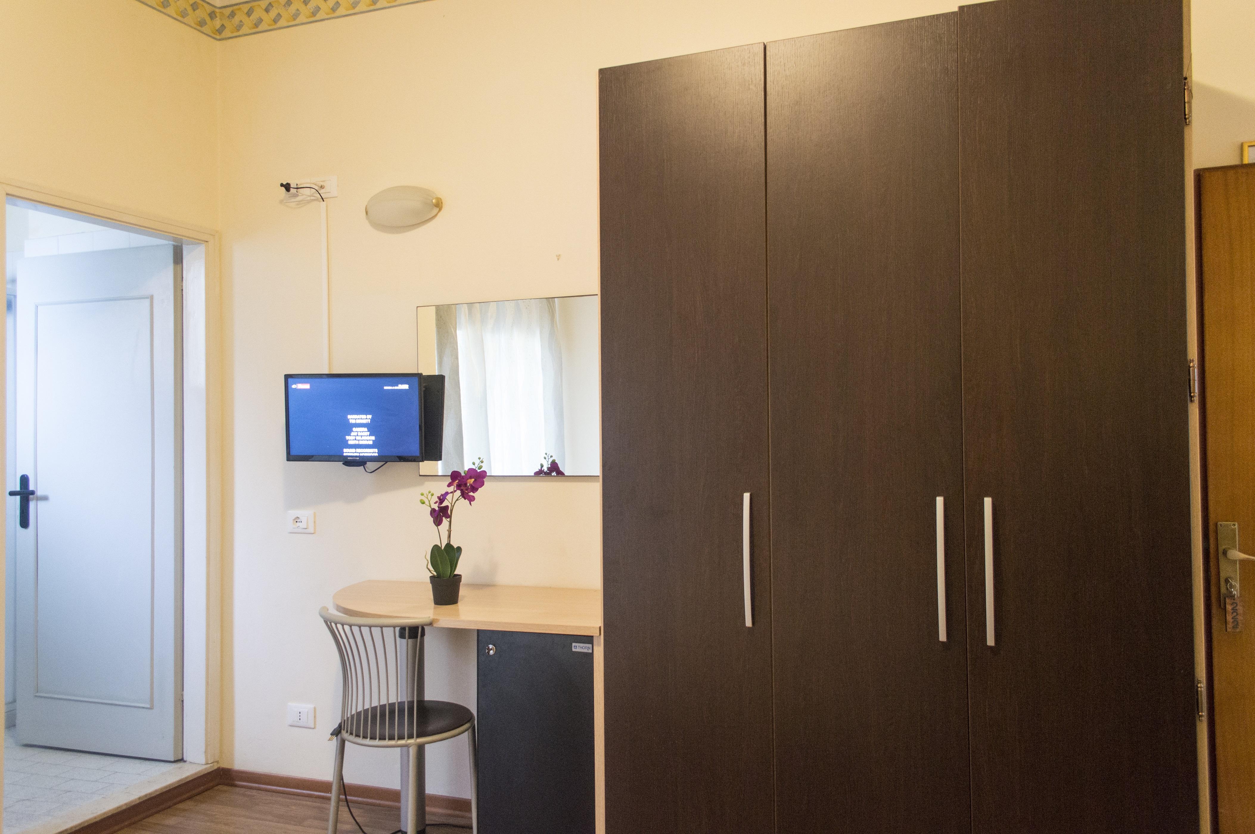 Hotel Orizzonti リミニ エクステリア 写真